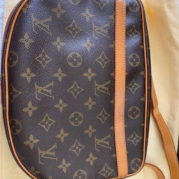 Louis Vuitton GM Jeune Fille Handbag - Picture 5 of 14